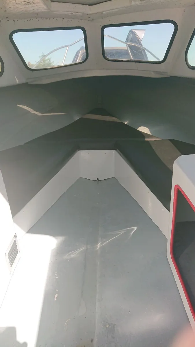 Boat - Image 4