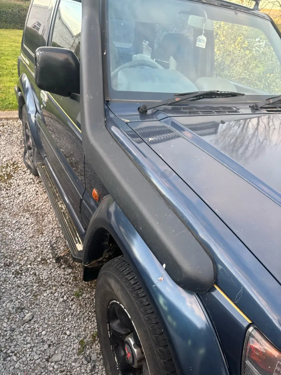 Mitsubishi pajero mk2 breaking - Image 3