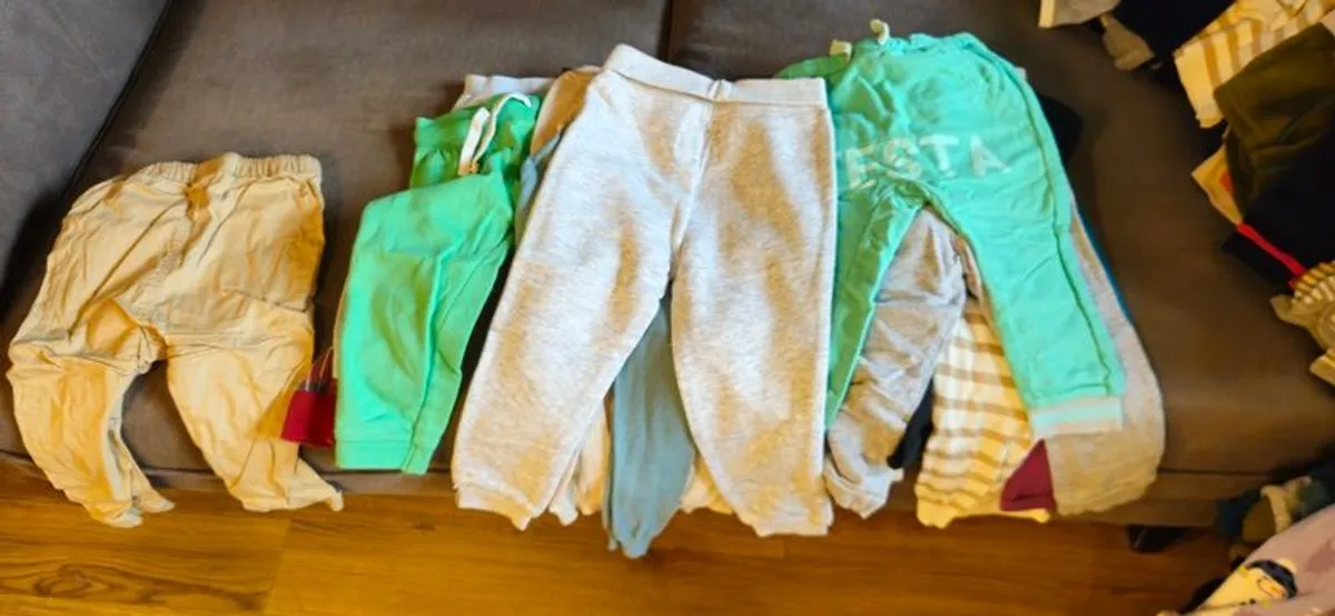 Selling a bundle of 20 - Image 2