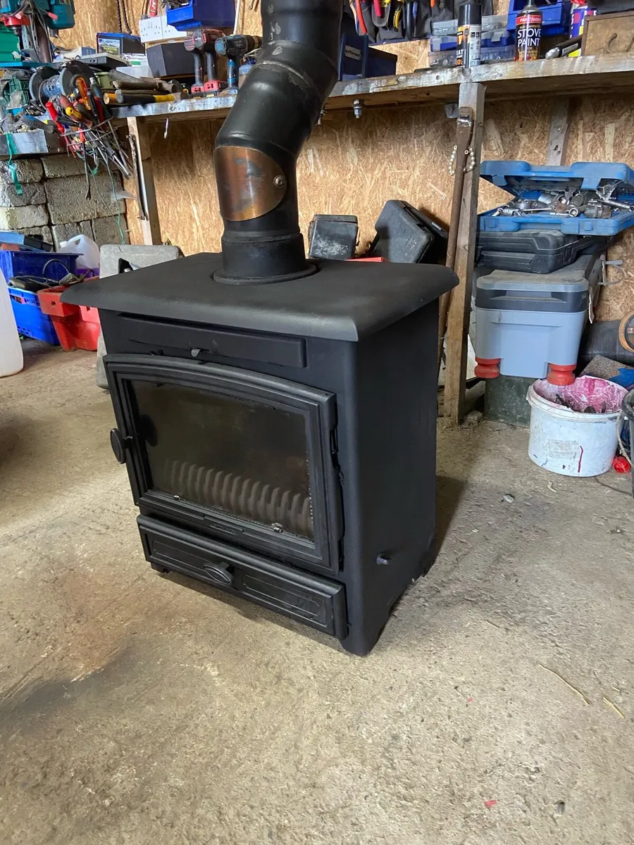 Stove - Image 1