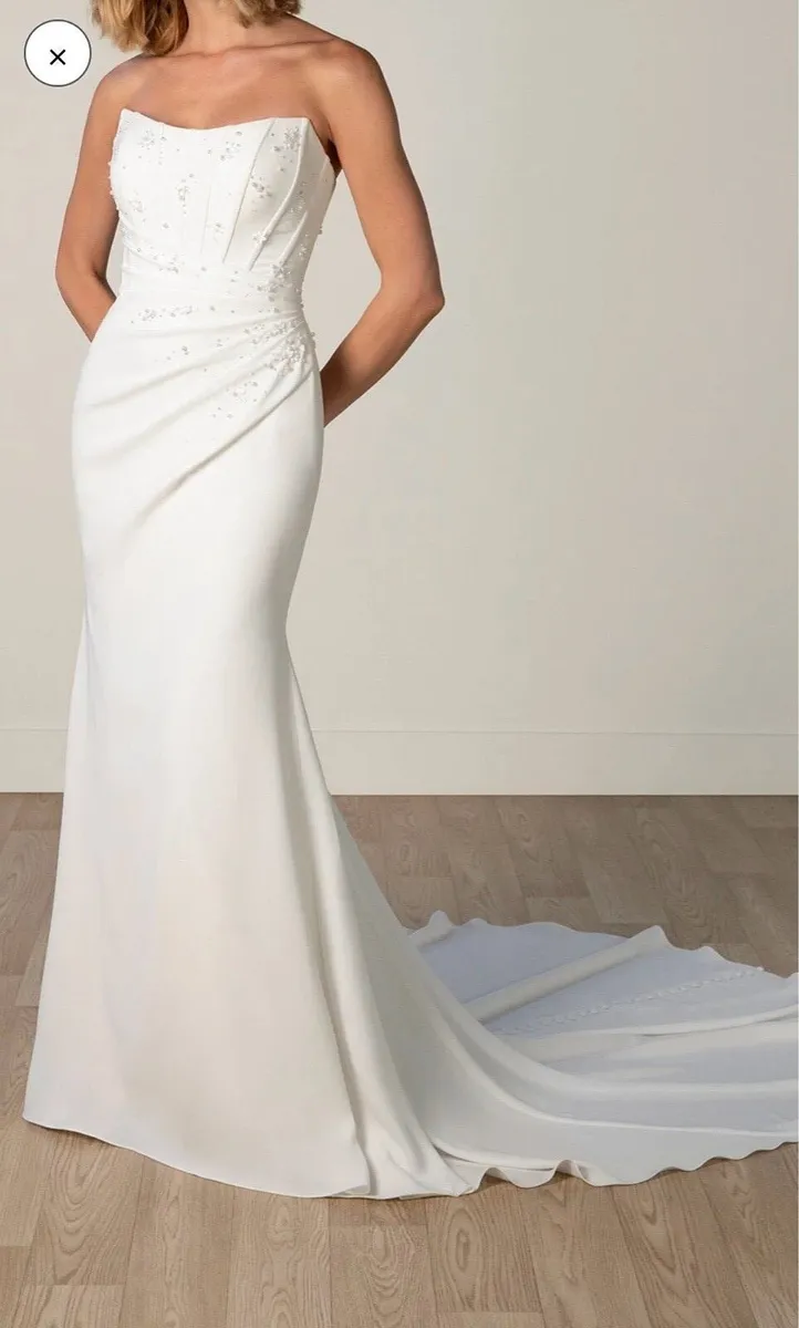 Wedding dress - Image 2