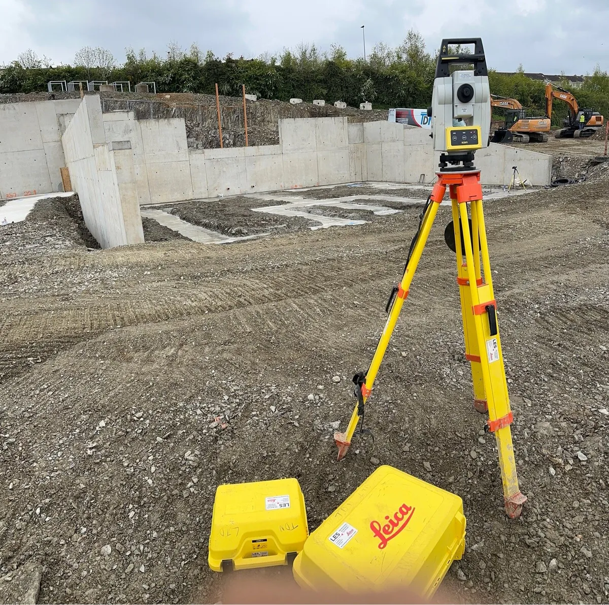Setting out -Total Station +GPS - Image 1