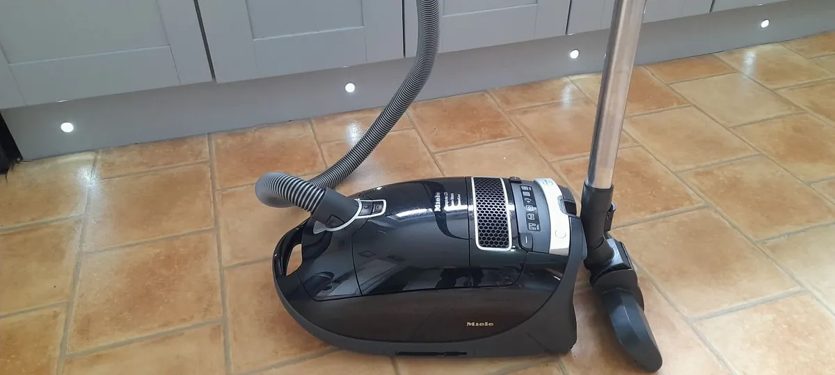 Miele vacuum/Hoover cleaner - Image 2