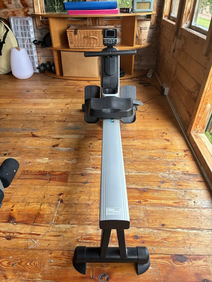 Rowing machine - FREE - Image 1