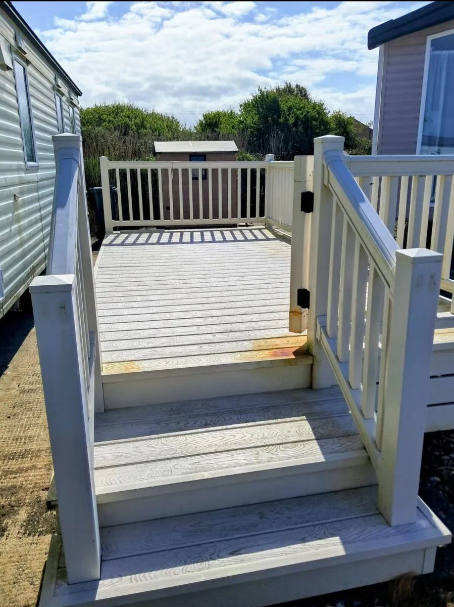 Pvc garden deck 16ftX8ft - Image 1