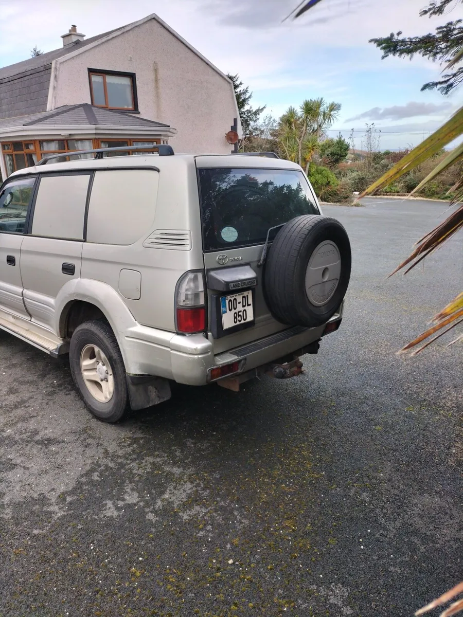 Toyota Landcruiser - Image 4