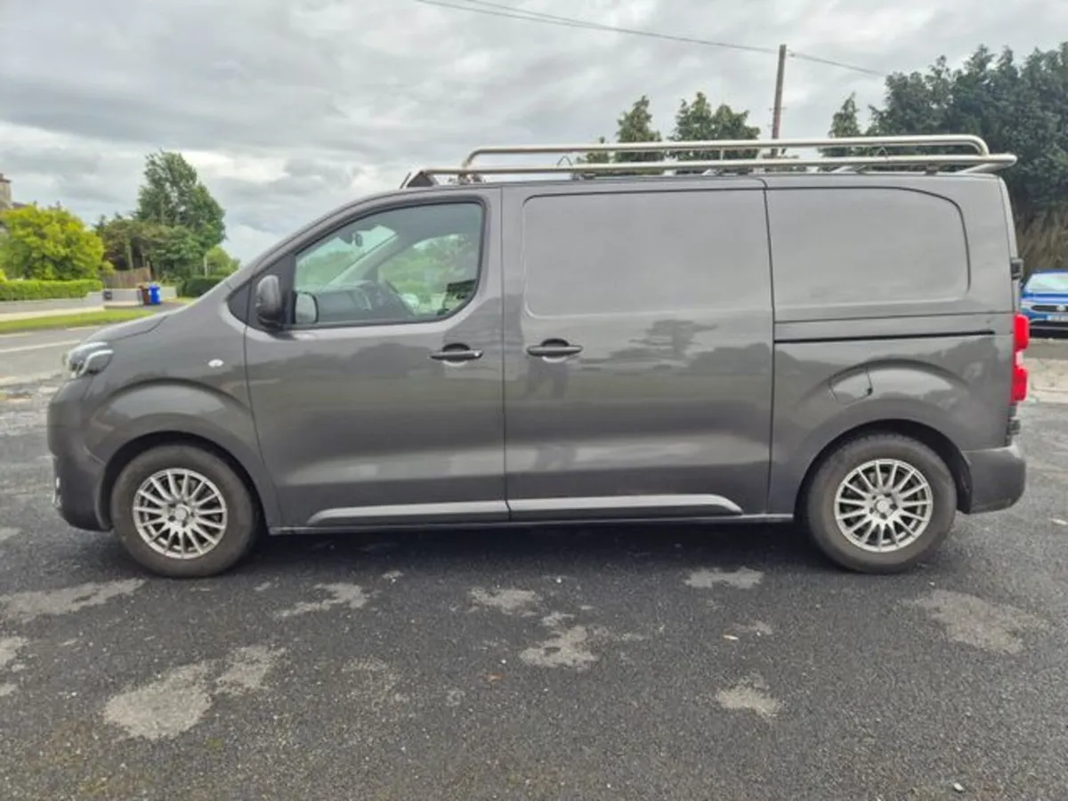 Toyota Proace 1.5 (100HP) GX MWB ( Two Sliding doo - Image 4