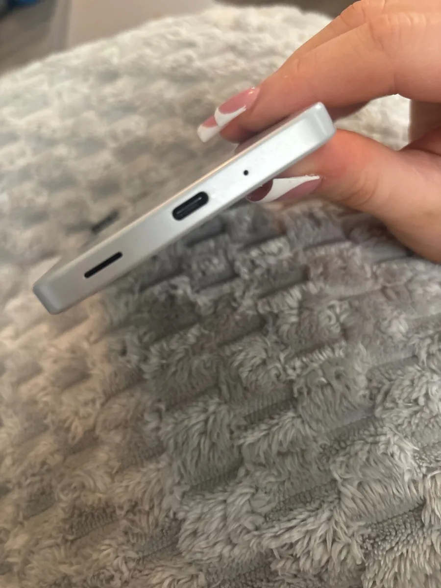 Samsung galaxy A16 - Image 3