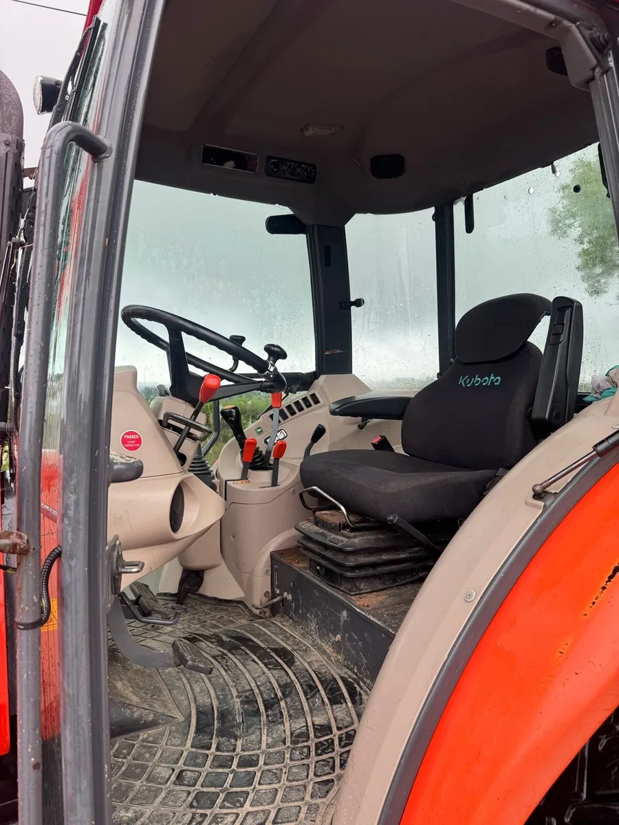 Kubota Tractor with Front Loader - Image 3