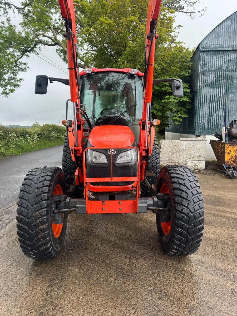 Kubota Tractor with Front Loader - Image 4