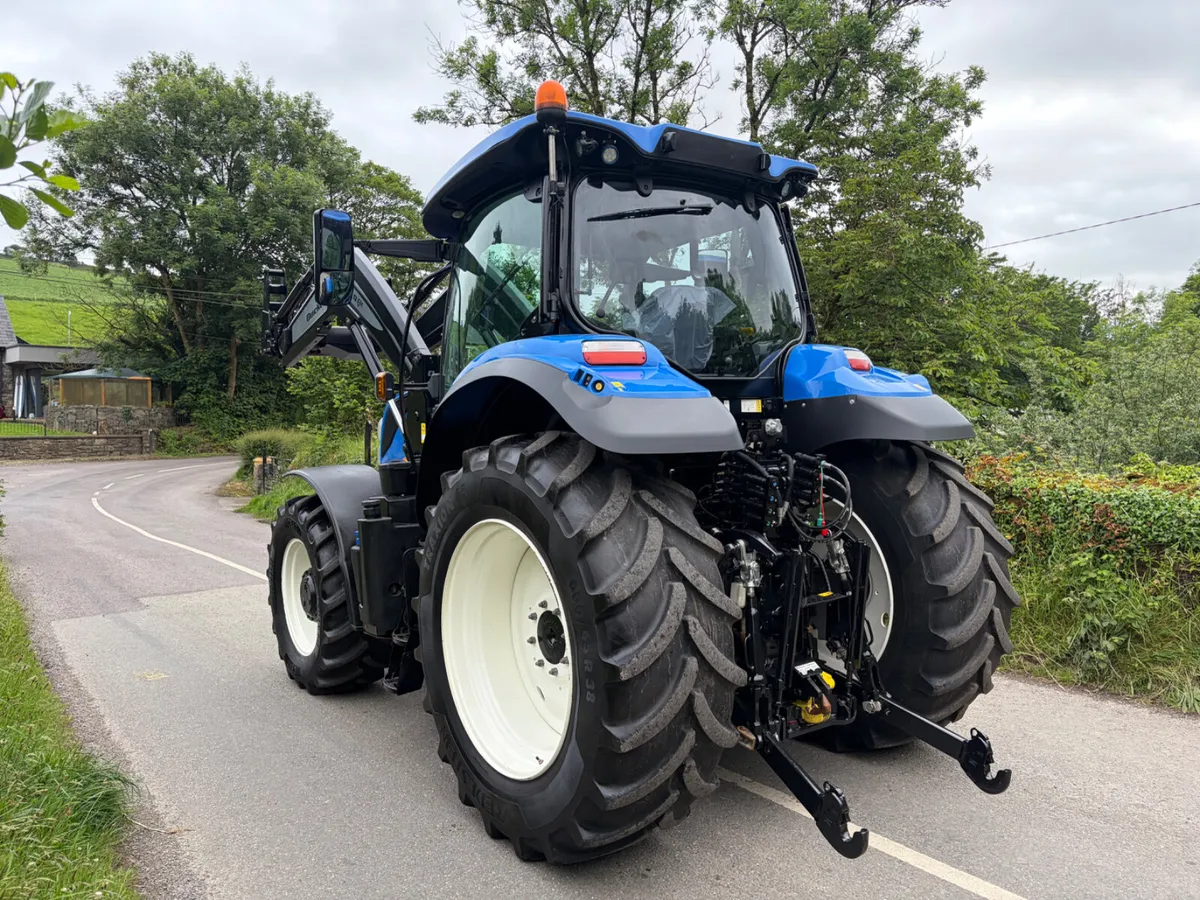 New Holland T7.165 RC 2023 C/W Quicke Q6M Loader - Image 4