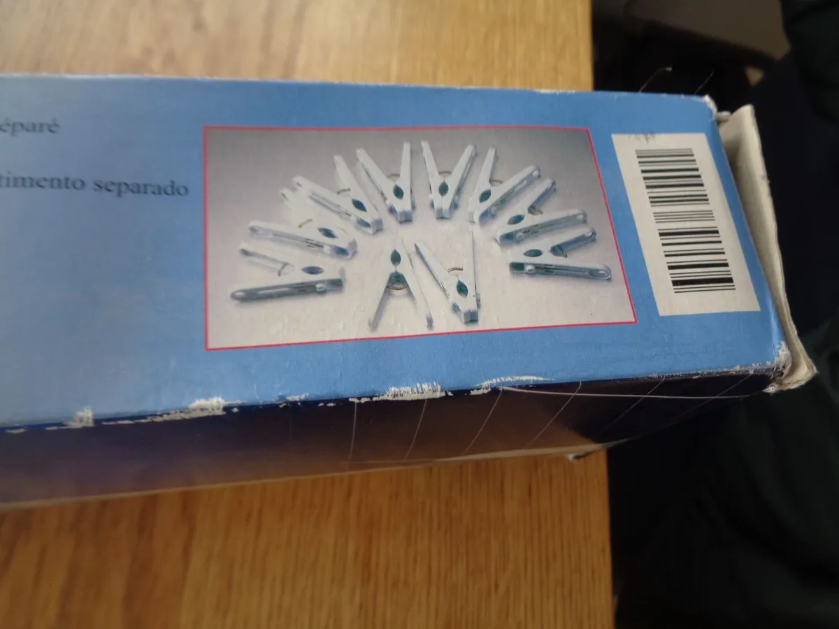 Retractable Clothes Line for Sale - Image 2
