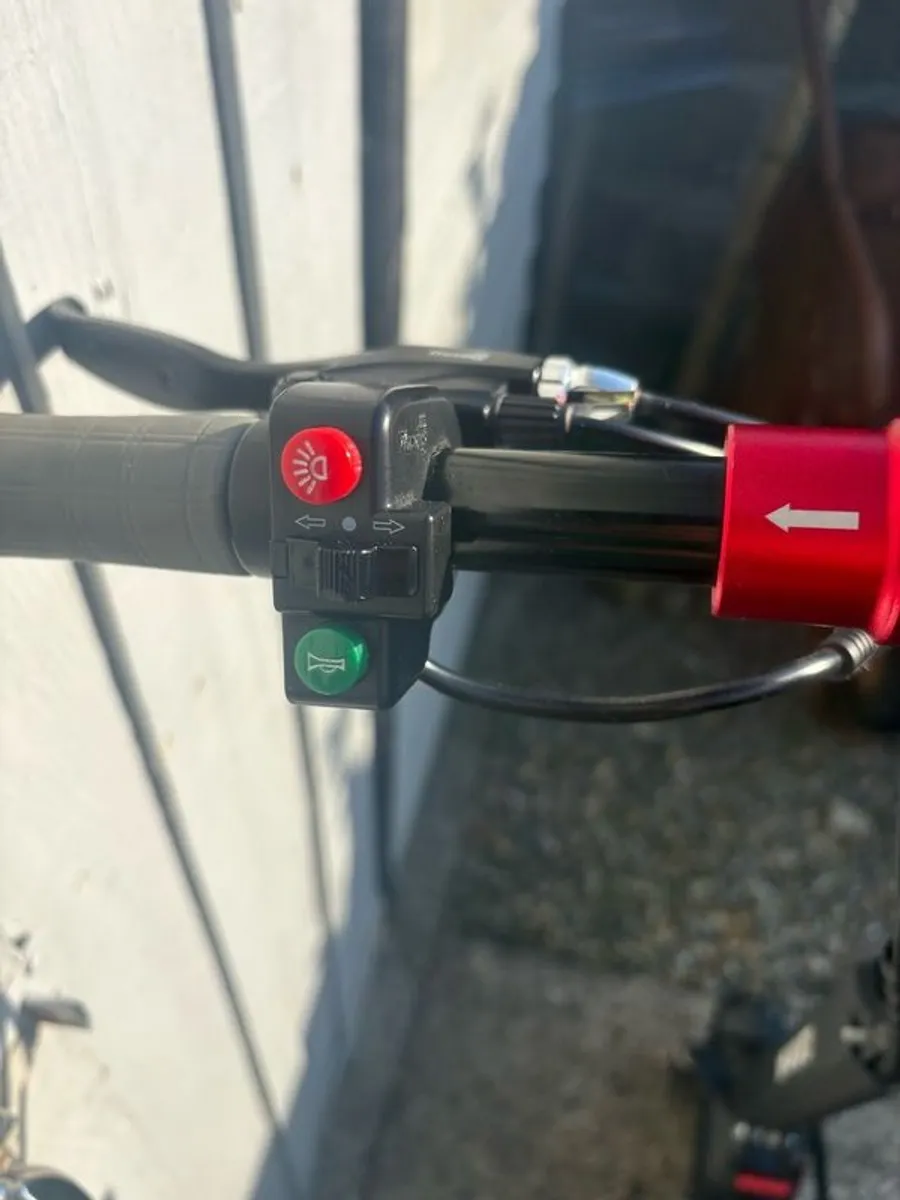scooter - Image 3