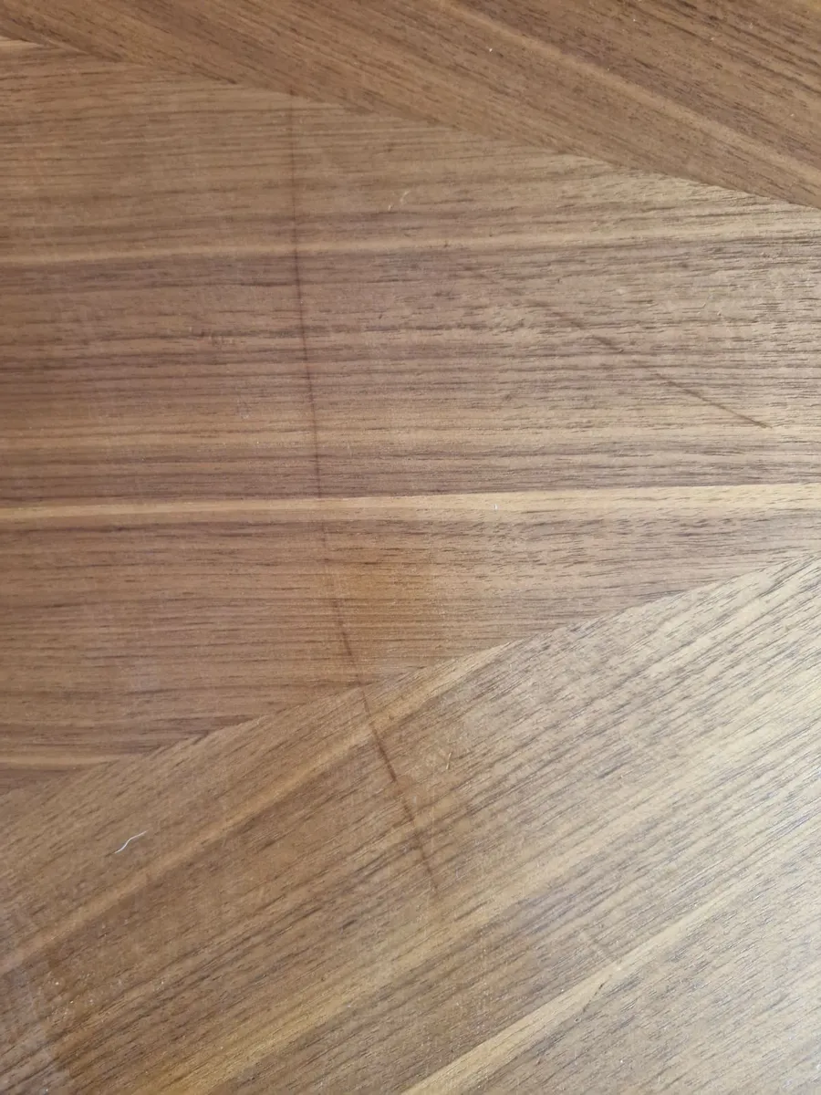 Dining table - Image 2