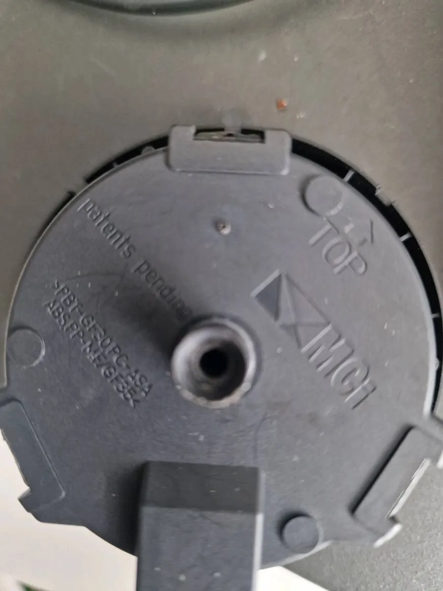 Electric Wing Mirror Adjustment Motor / Actuator - Image 2