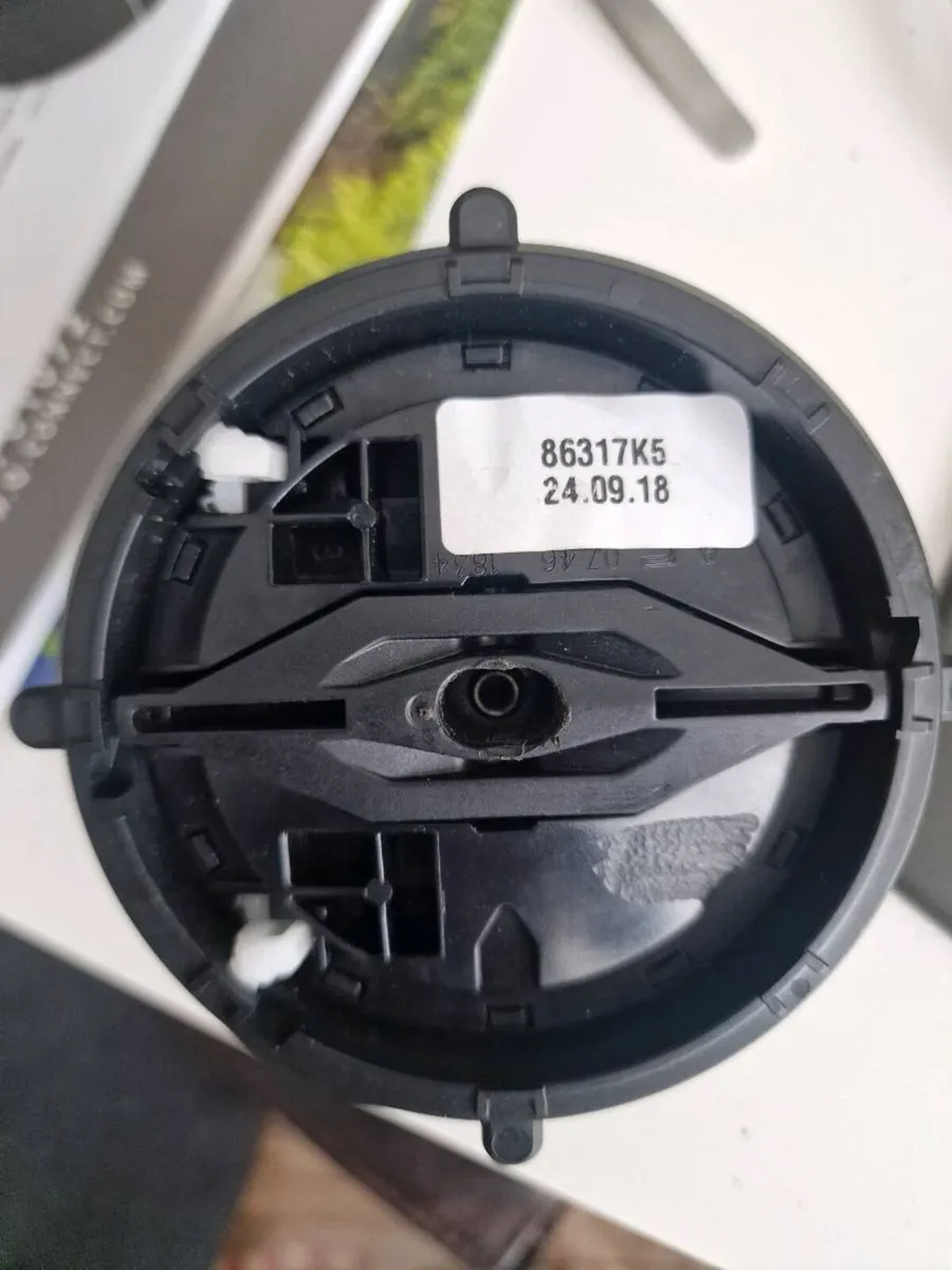 Electric Wing Mirror Adjustment Motor / Actuator - Image 3