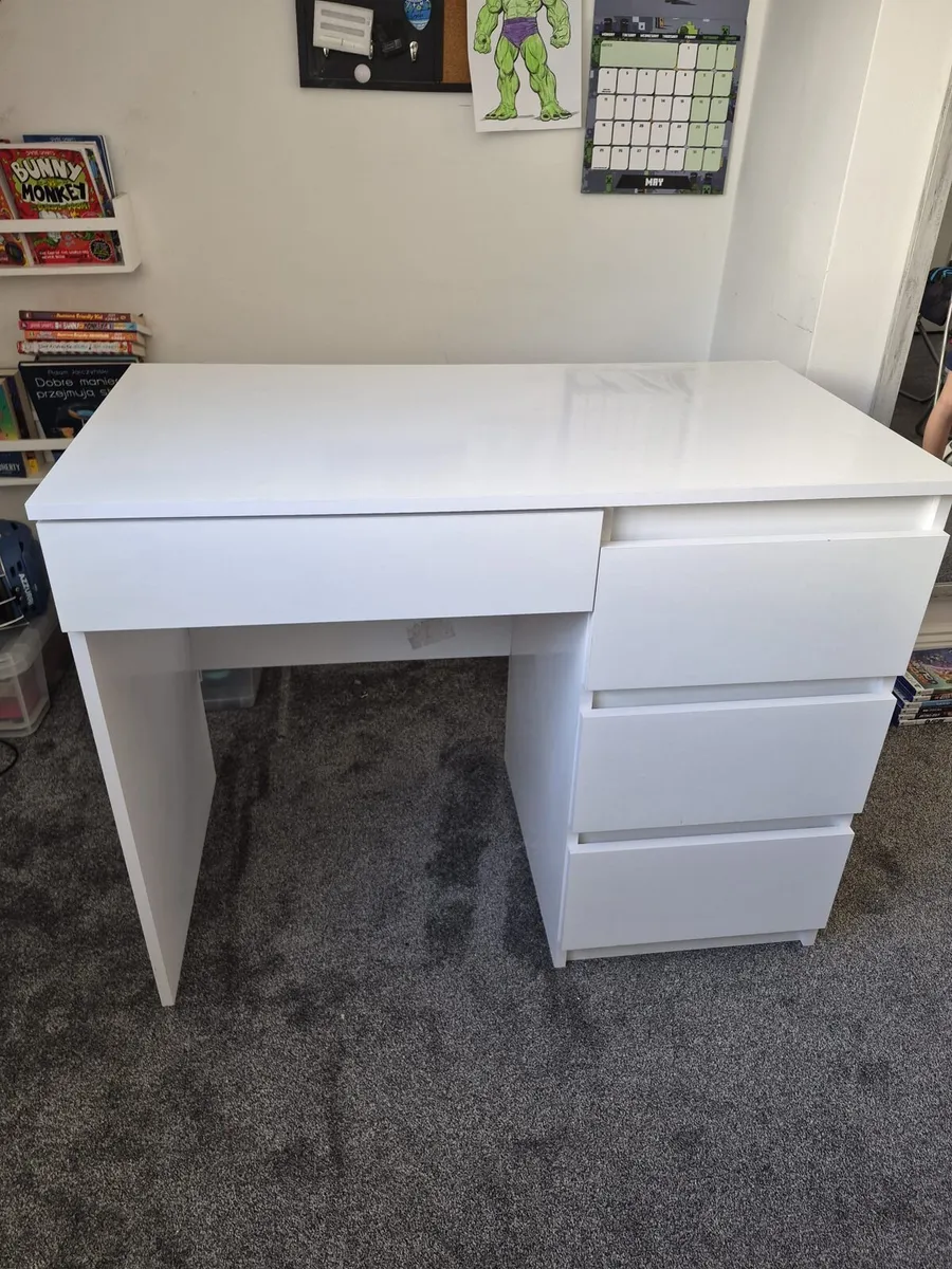 Desk - Image 1