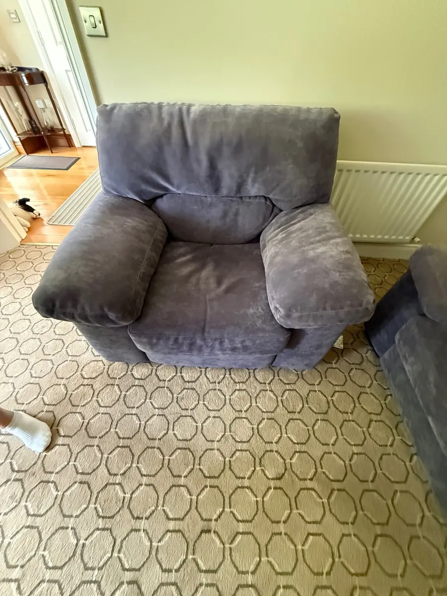 3 piece suites - Image 4
