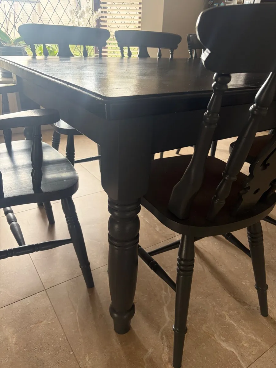 Kitchen table & 8 chairs - Image 4