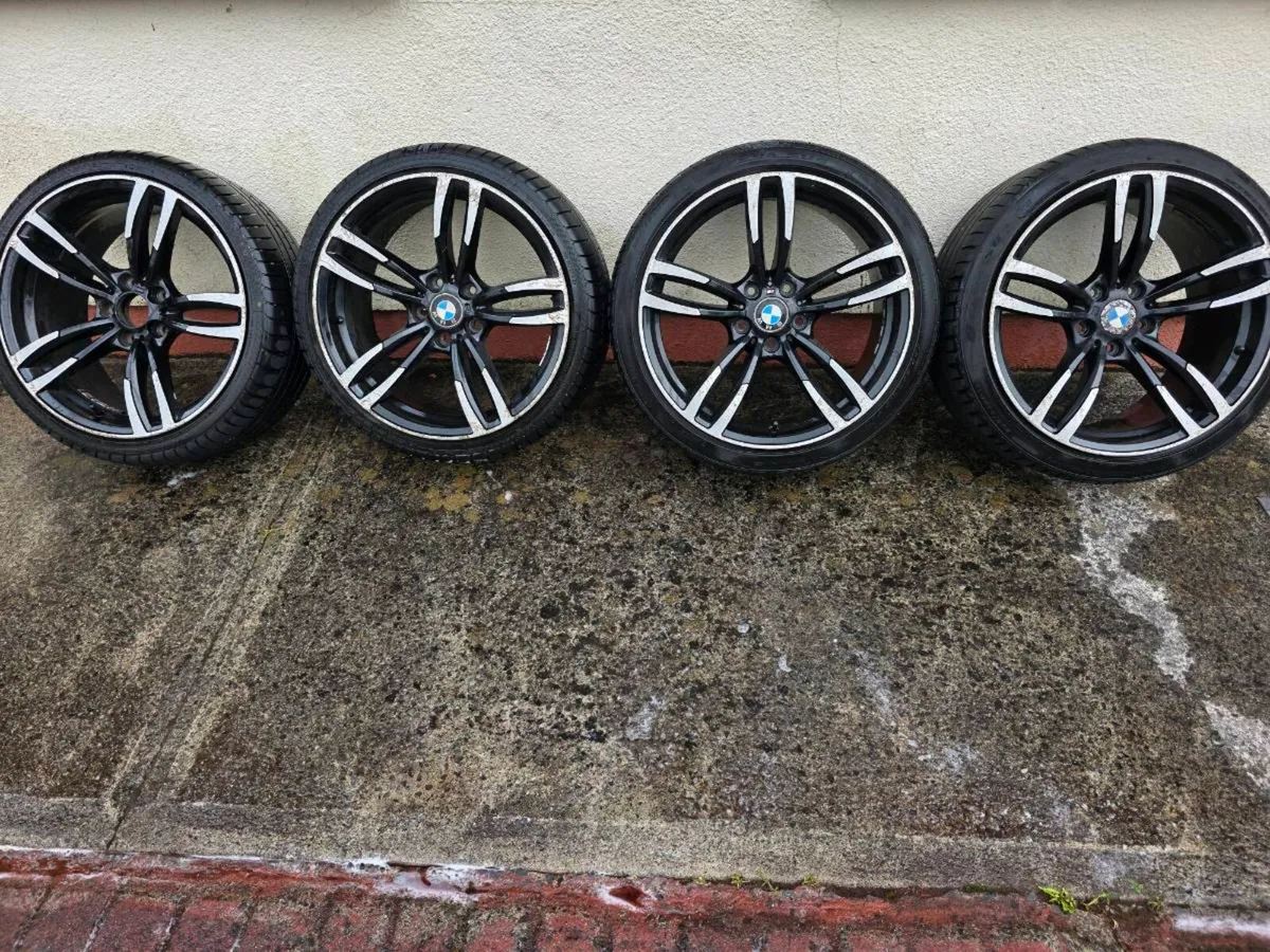Bmw alloy wheels - Image 1