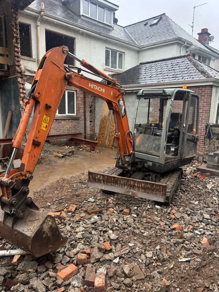 Hitachi - Image 1