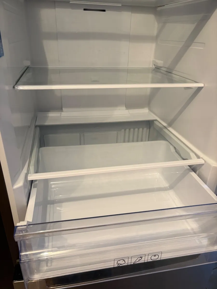 Samsung fridge freezer - Image 4