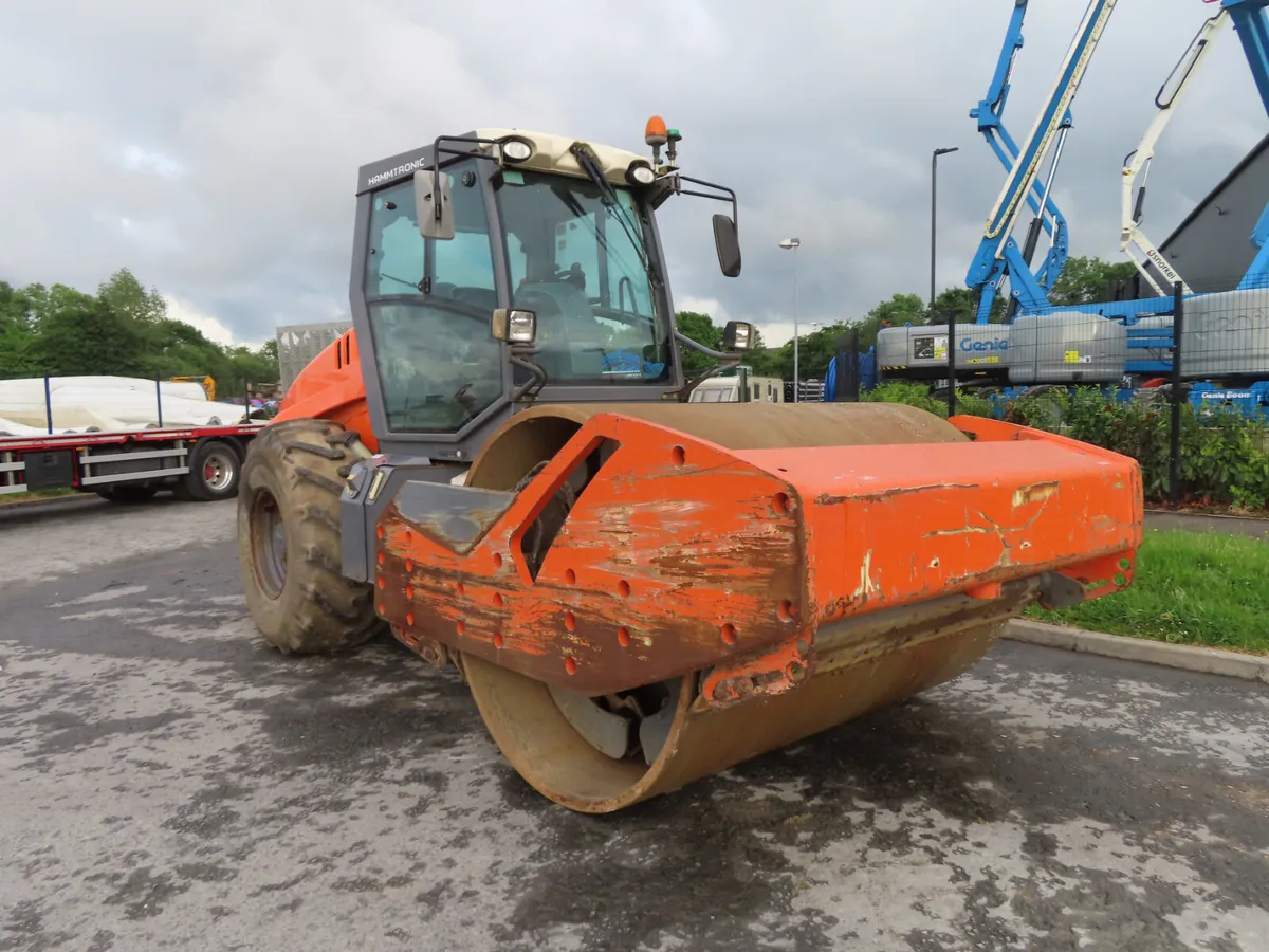 Hamm H16I Single Drum Roller - Image 1