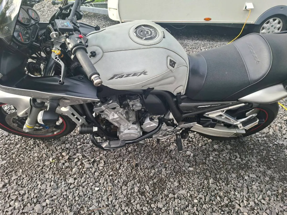 Yamaha fazer 1000 - Image 3