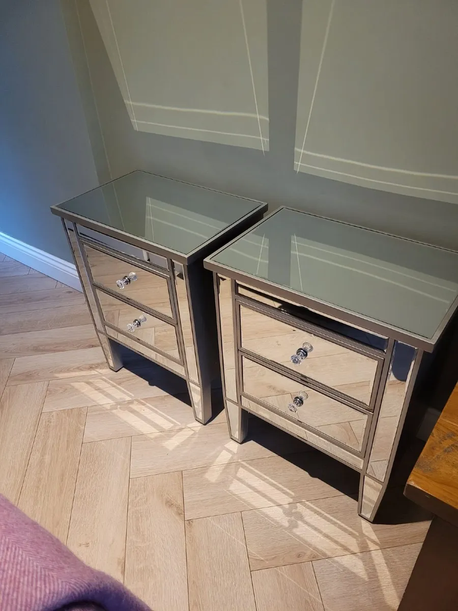 Bed side lockers - Image 1