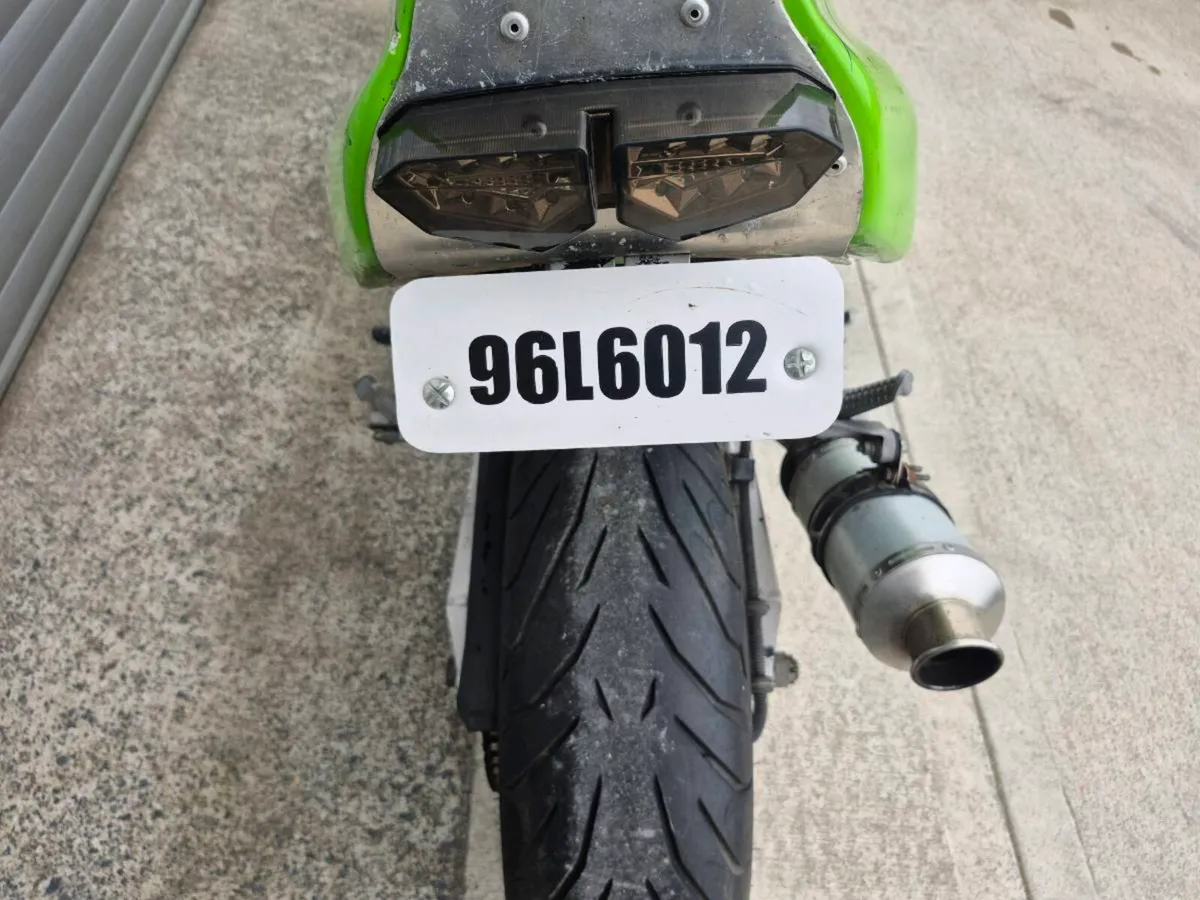 Kawasaki zx7r - Image 4