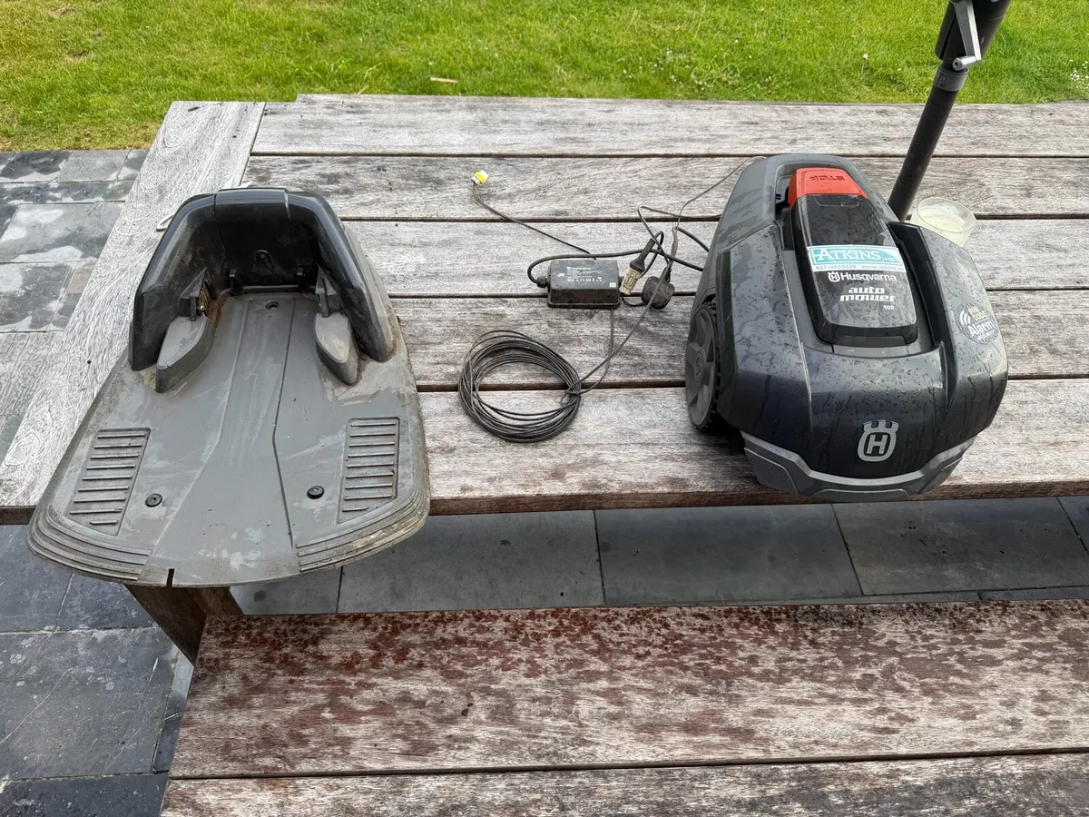 Husqvarna auto-mover - Image 1
