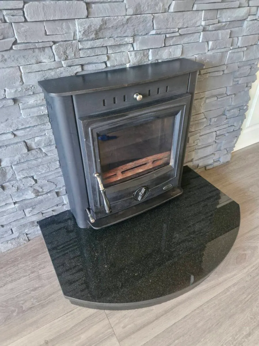 Henley Achill stove with back boiler and Hearth - Image 1