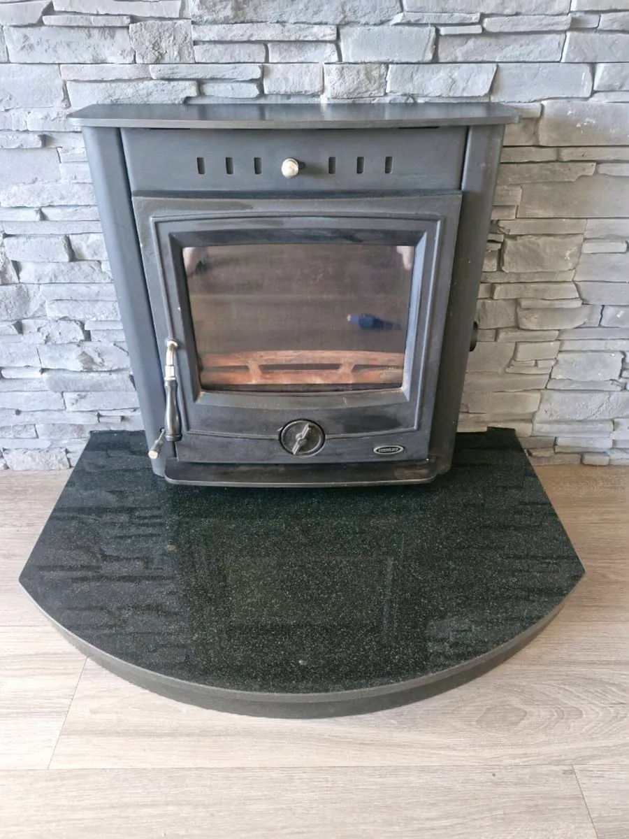 Henley Achill stove with back boiler and Hearth - Image 2