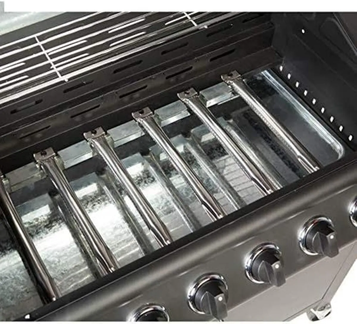 Deluxe 7 Burner Gas Grill for Garden Parties - Image 4