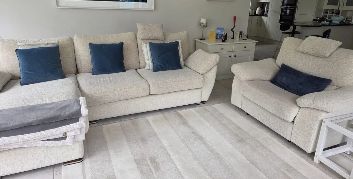 FAMA Sofa & matching Recliner - Image 1