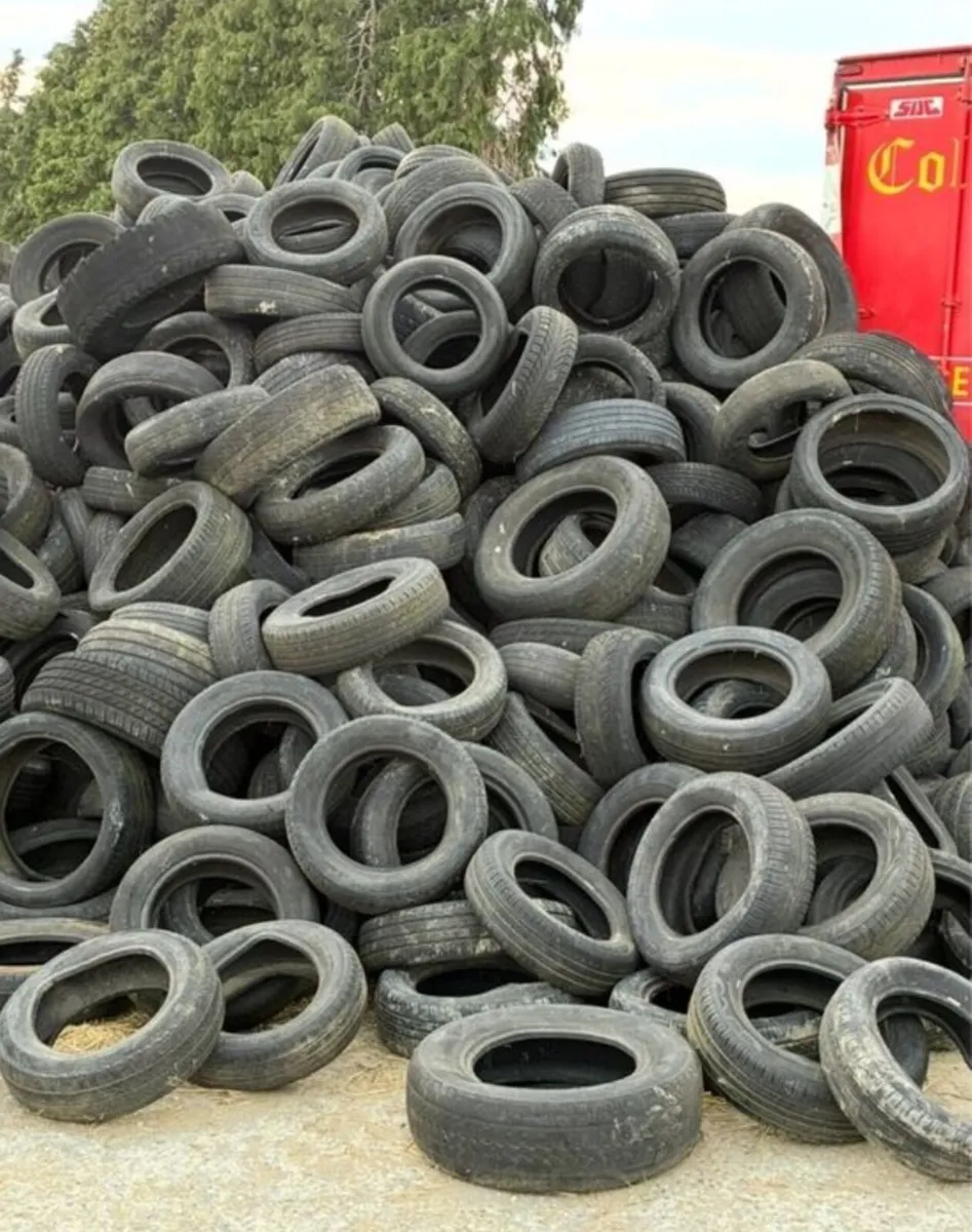 Silage pit tyres
