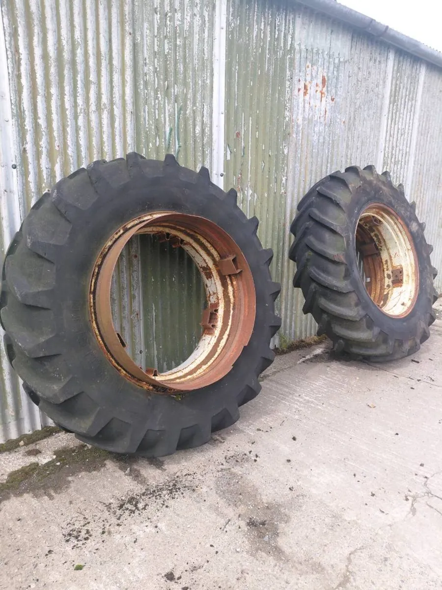 Dual / Twin wheels - Image 1