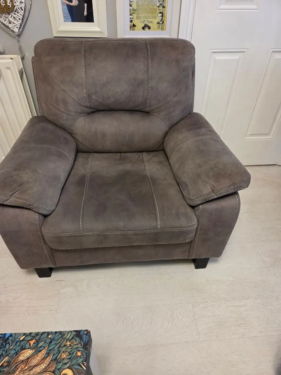 Sofa - Image 2