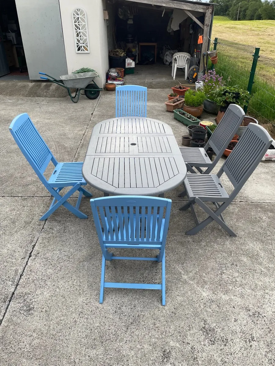 Garden furniture - Image 1