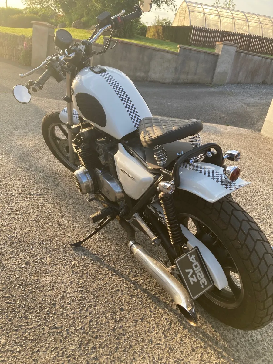 Kawasaki Bobber 650 - Image 3
