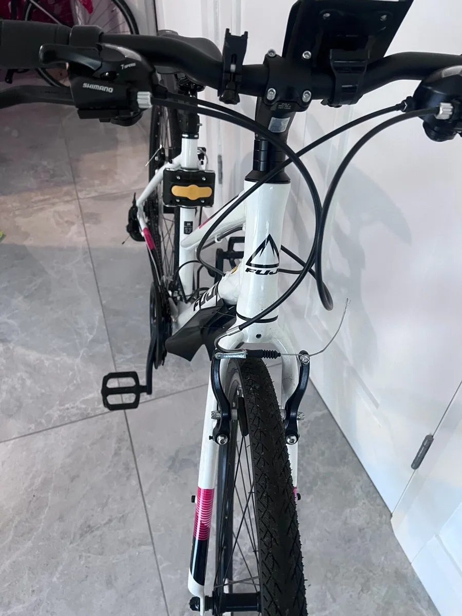 FUJI Hybrid road bike - Image 3