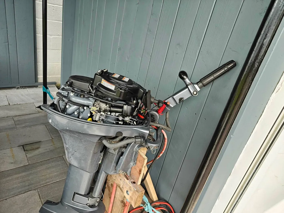 Yamaha 9.9 four stroke outboard boat engine - Image 2