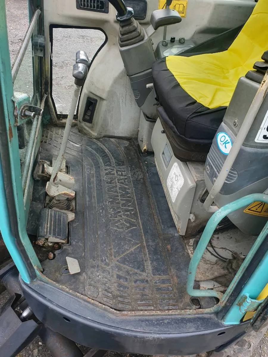 Yanmar vio 30 - Image 3