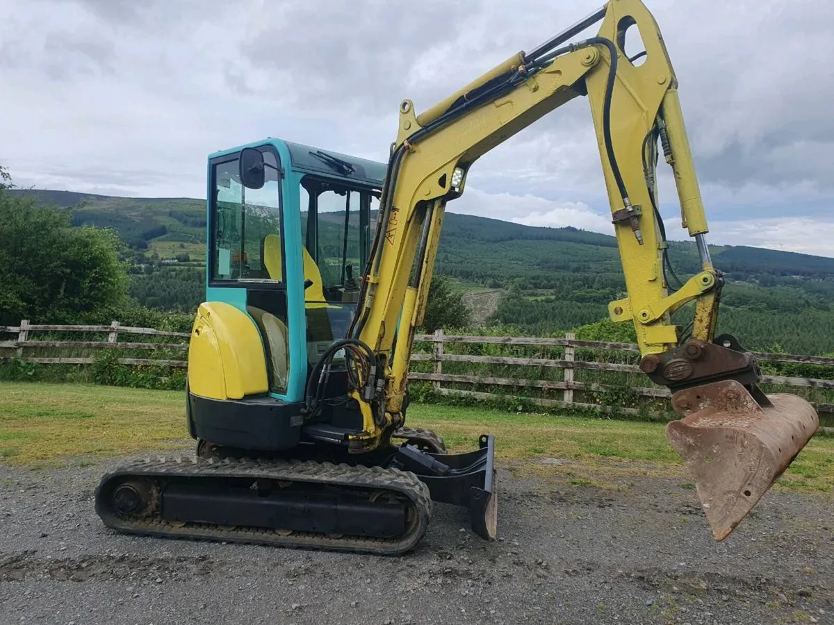 Yanmar vio 30 mini digger - Image 2
