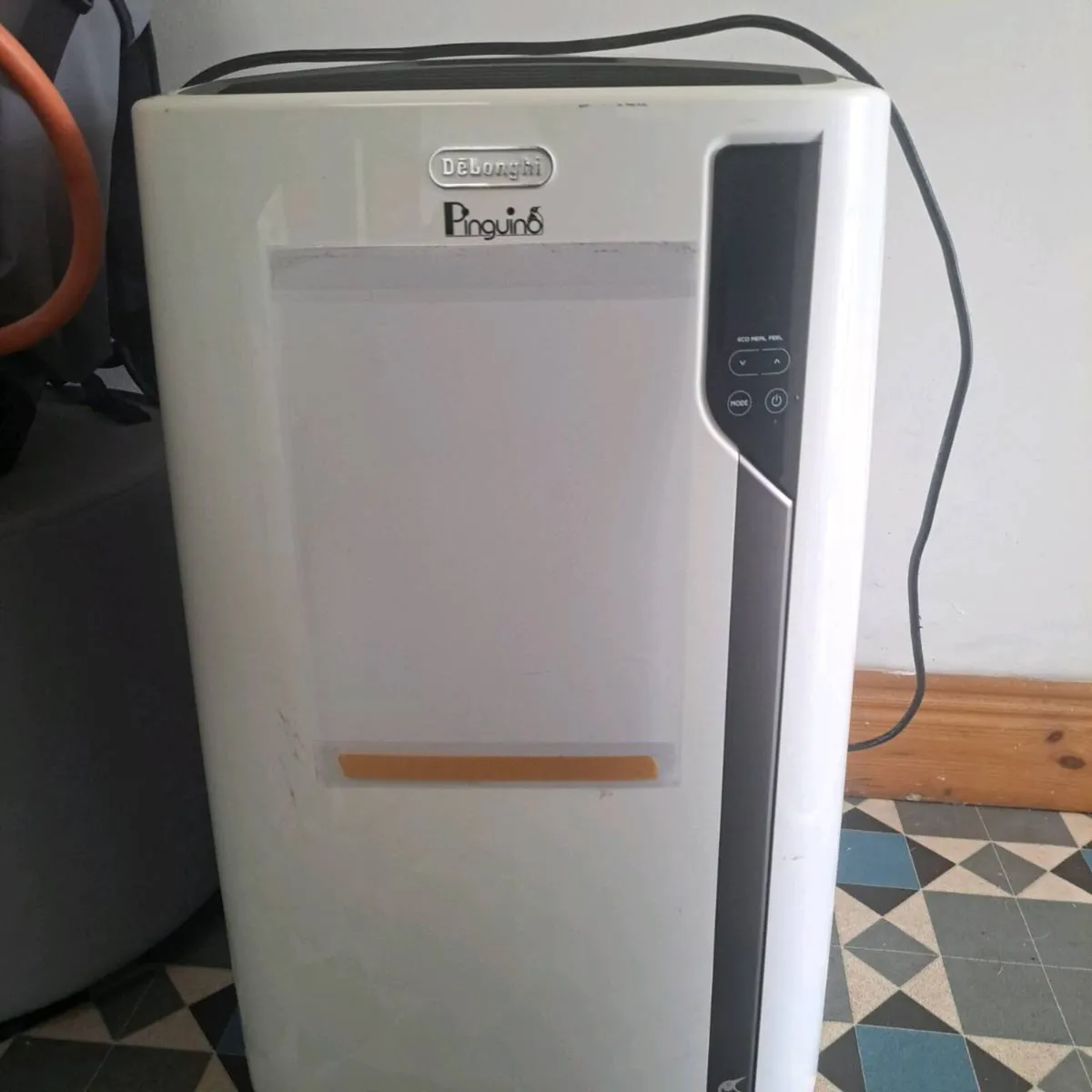 Delonghi Pinguion EL  98 Air-Conditioner - Image 1