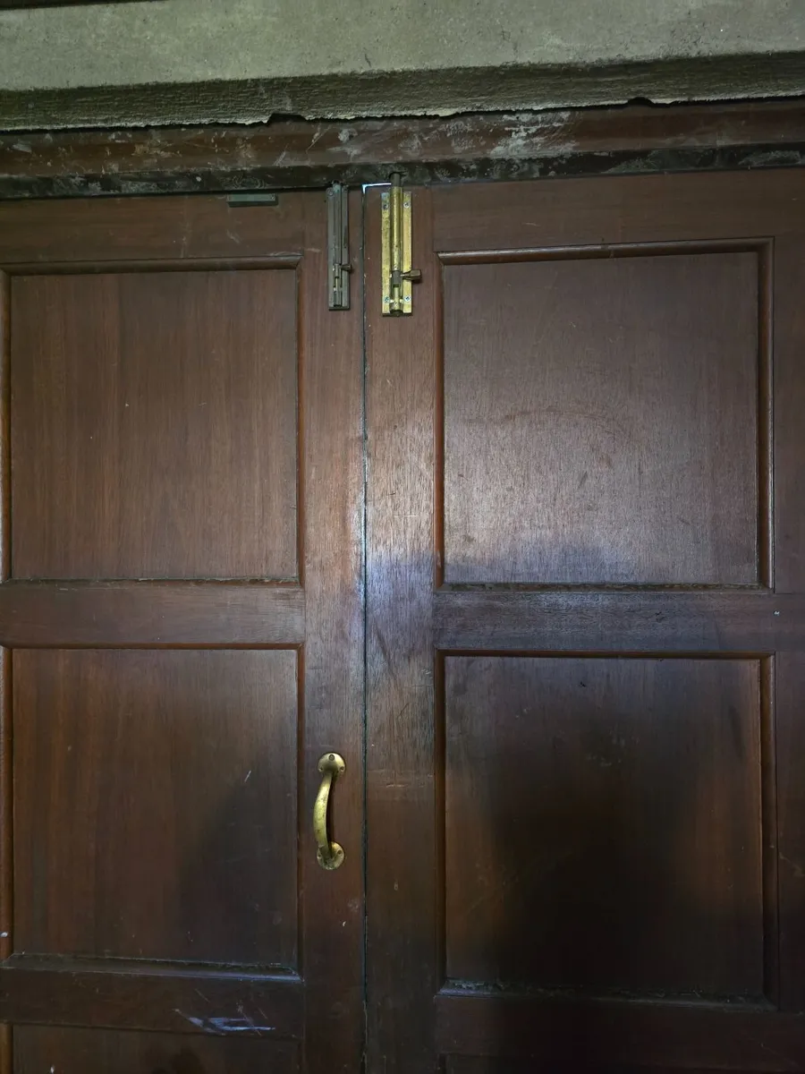 Solid teak wood garage doors with frame - Image 3