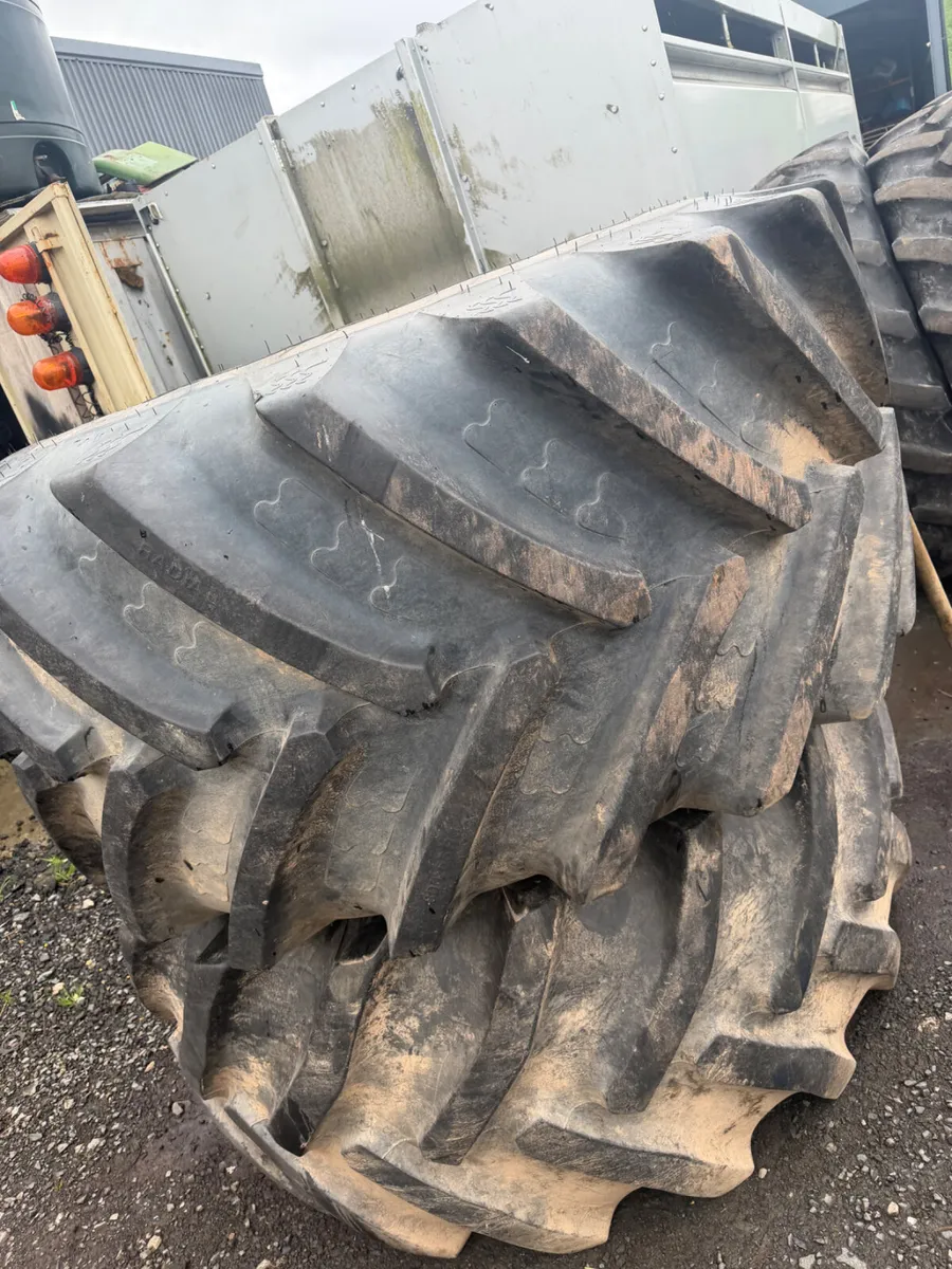 Tanker Tyres - Image 1