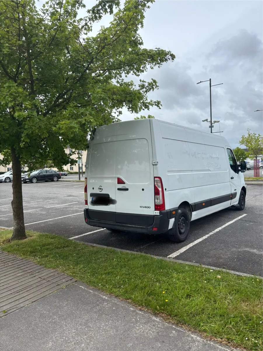 Nissan Nv 400 - Image 2