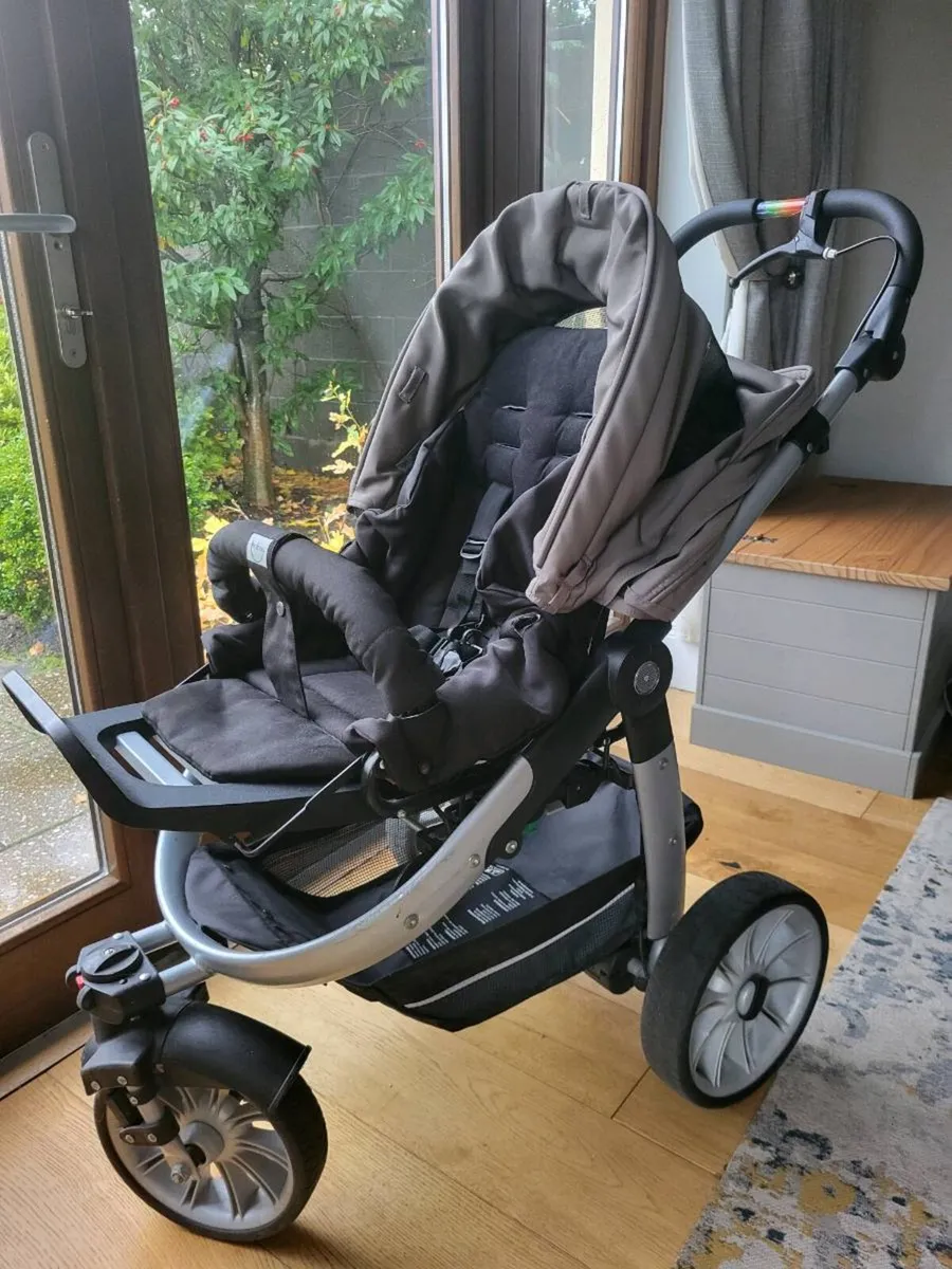 Pushchair - Image 2