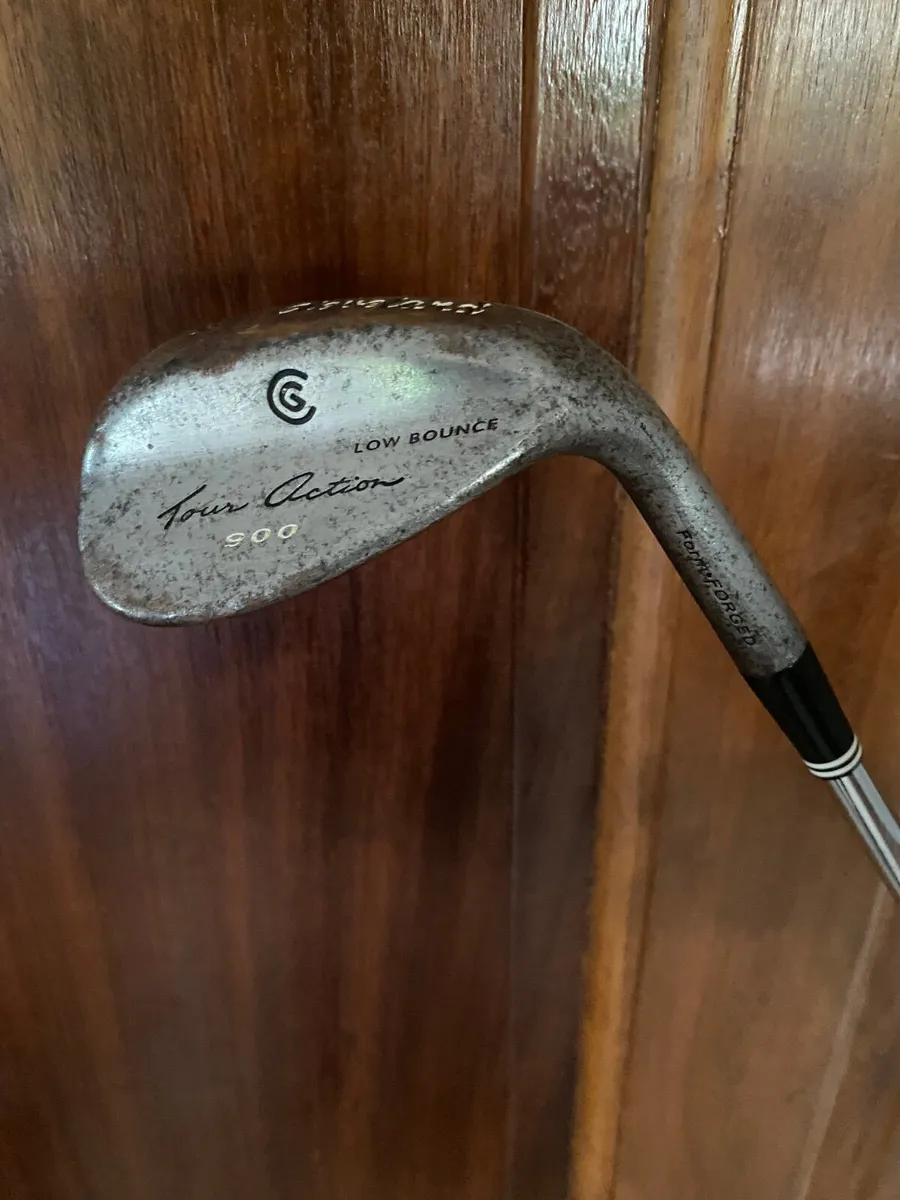 Cleveland 58 Degree Tour Action Wedge 04 Bounce - Image 3